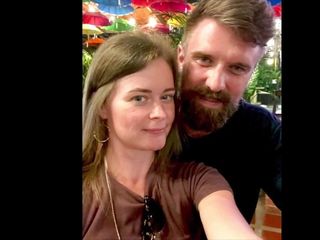 Смотреть Мамка провинилась и отчим ее наказал