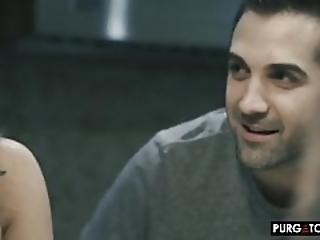 Смотреть Семьи заигрались и потрахались