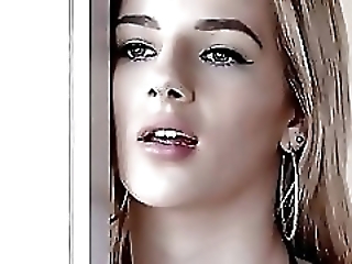 Смотреть Дрянная маманя классно трахается