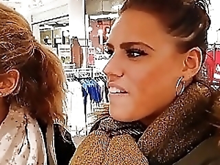 Смотреть Две сочные попки на одном члене в магазине